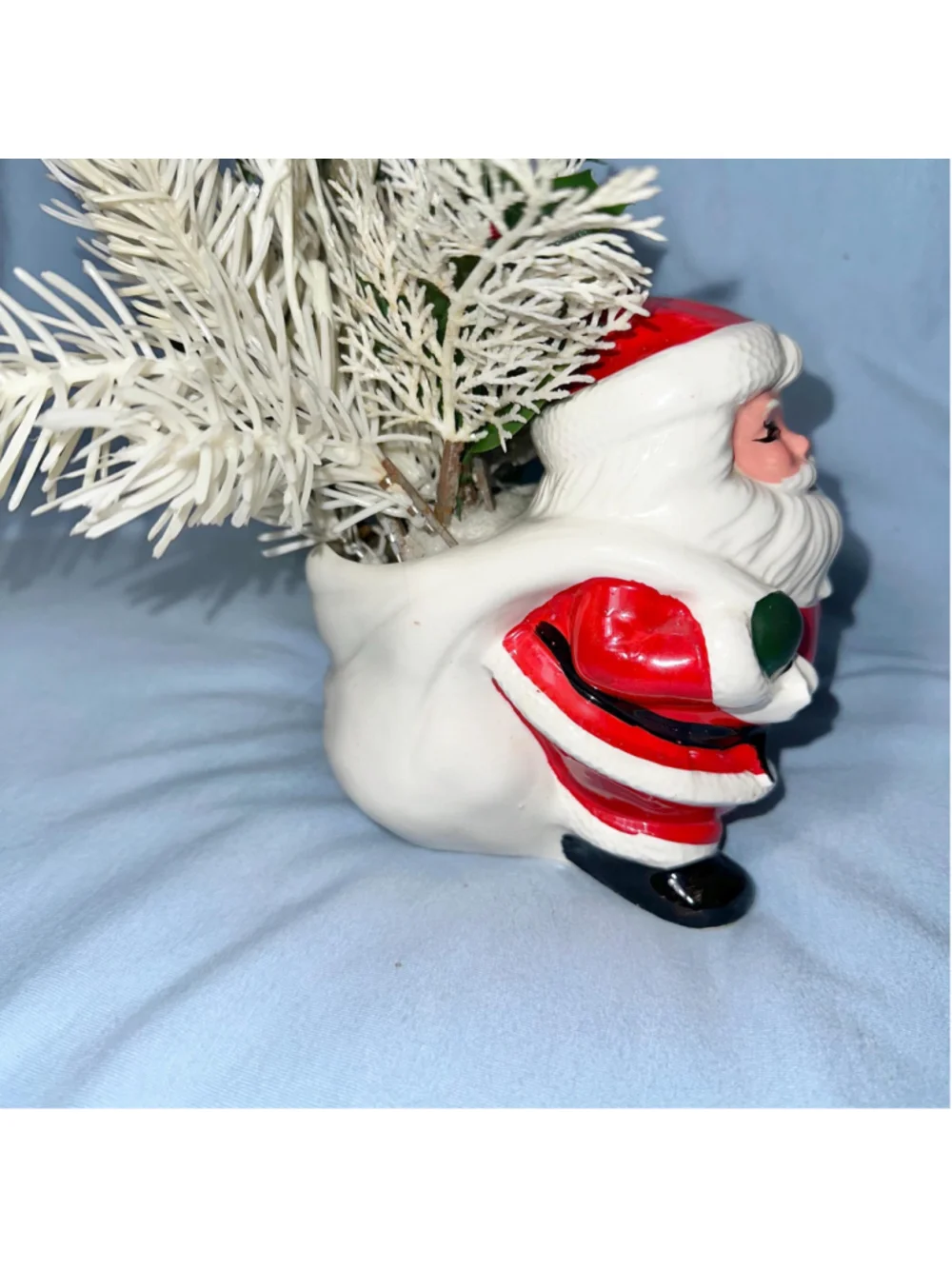 Vintage Mid Century Dickson Ceramic Santa with Original Christmas Arrangement